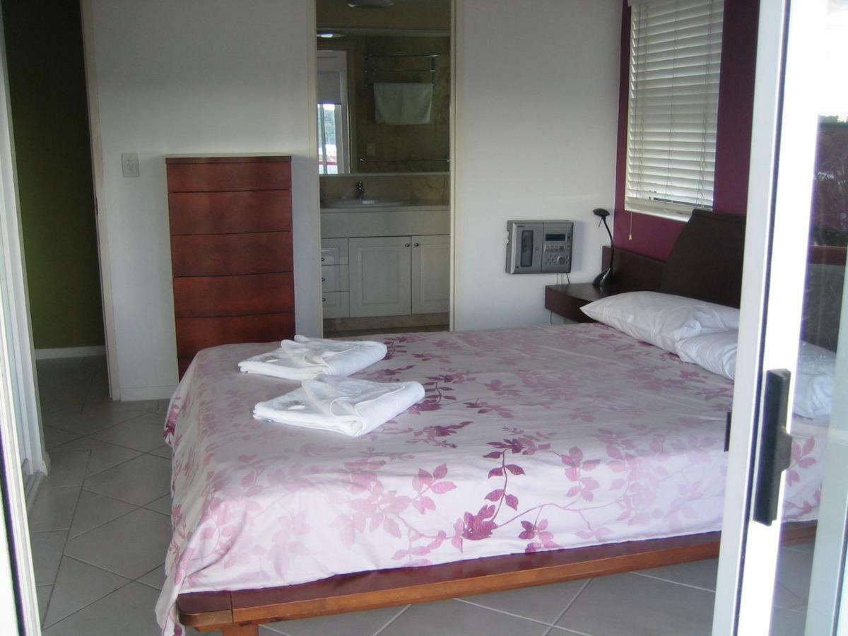 Casablanca Palms Hotel Gold Coast Bagian luar foto